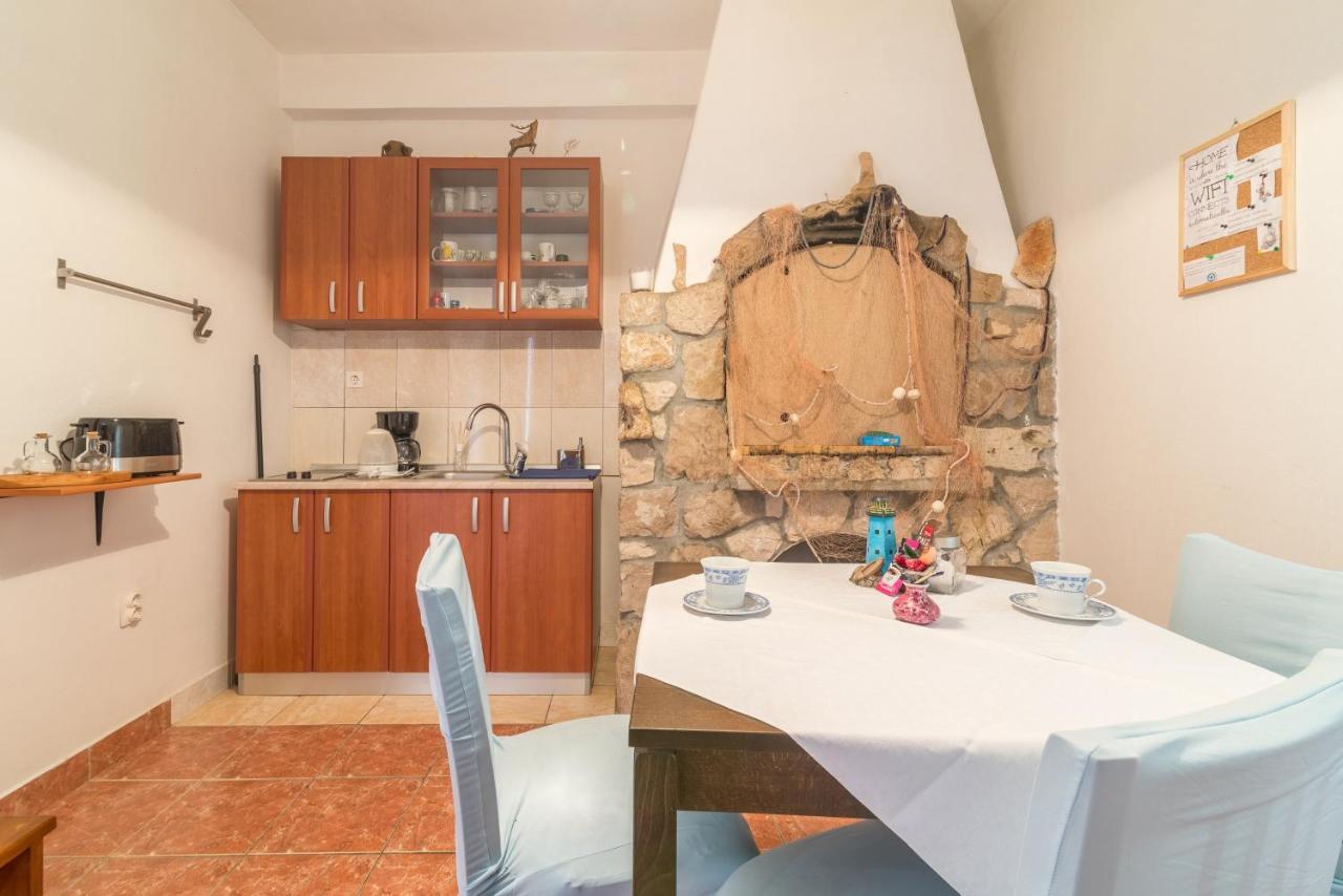 Apartments Bepina Biograd Na Moru Exterior photo