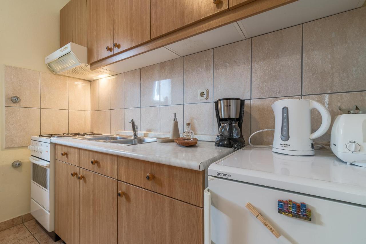 Apartments Bepina Biograd Na Moru Exterior photo