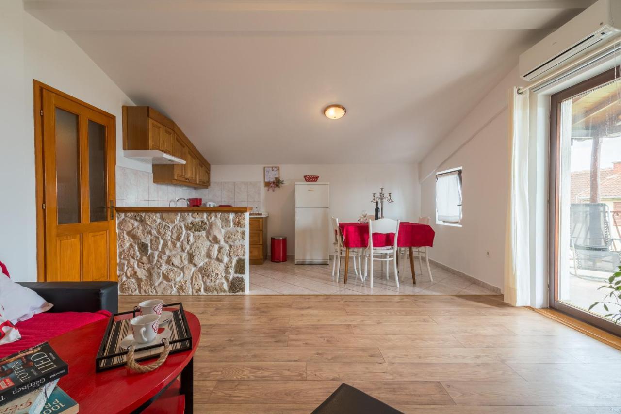 Apartments Bepina Biograd Na Moru Exterior photo