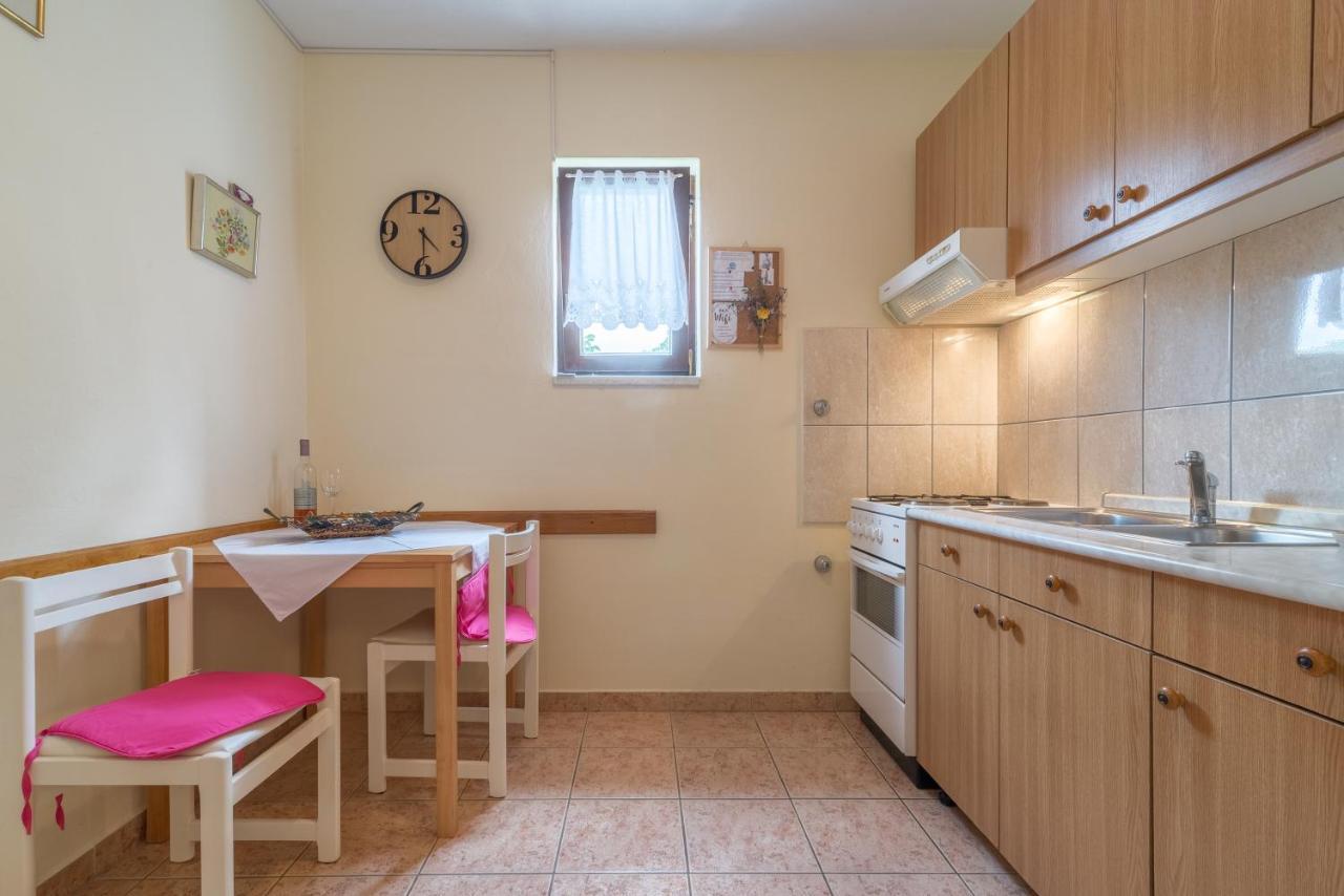Apartments Bepina Biograd Na Moru Exterior photo