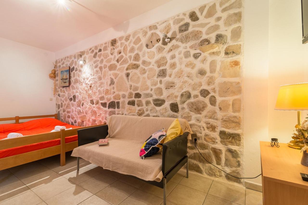 Apartments Bepina Biograd Na Moru Exterior photo